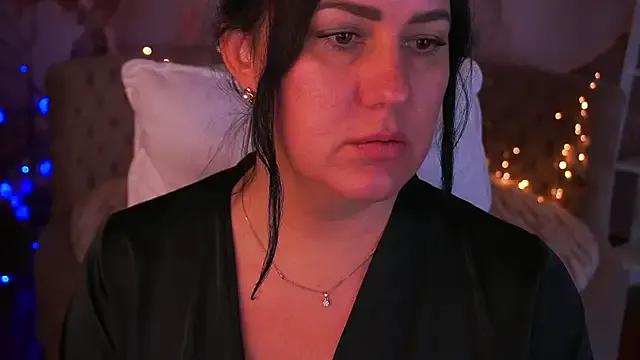 VelvetLuck on StripChat