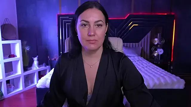 VelvetLuck on StripChat