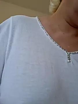 VikaKing on StripChat