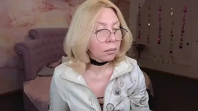 Wendy_Waves on StripChat