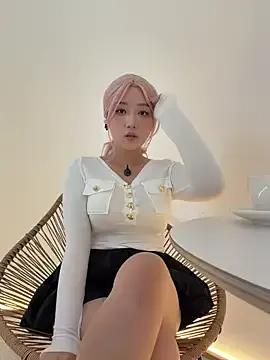 winter11 on StripChat