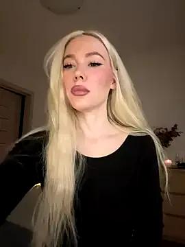 xDinnax on StripChat