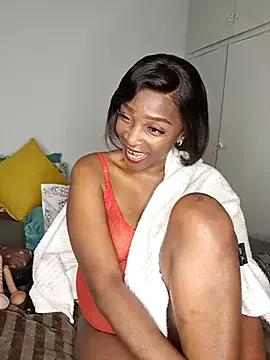 Yummychoklit on StripChat