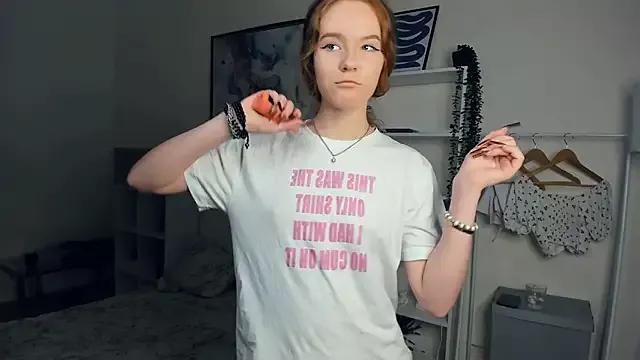 ZaraBluitt on StripChat