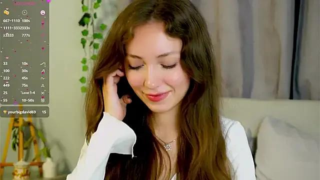 ZeniaBolich on StripChat