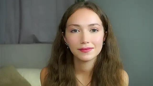 ZeniaBolich on StripChat